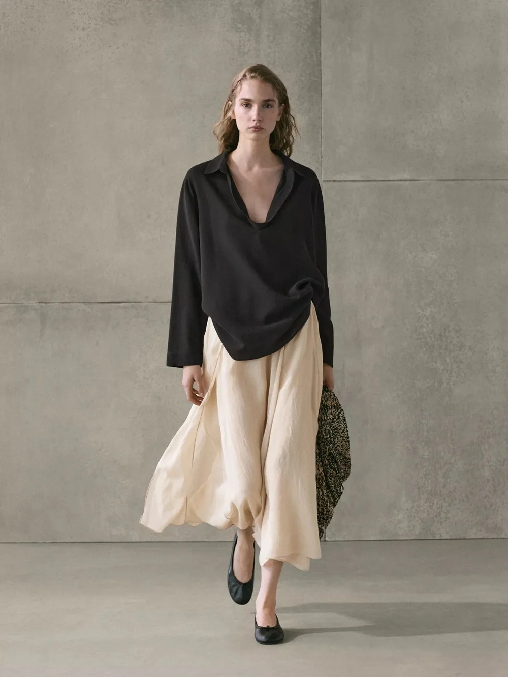 Massimo Dutti Light Beige A-Line Midi Skirt